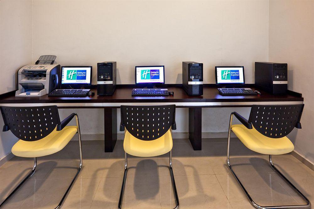 Holiday Inn Express Guadalajara Iteso By Ihg Zapopan Obchodní fotografie