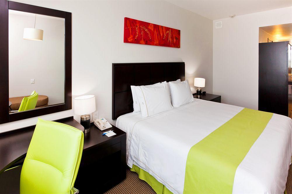 Holiday Inn Express Guadalajara Iteso By Ihg Zapopan Pokoj fotografie