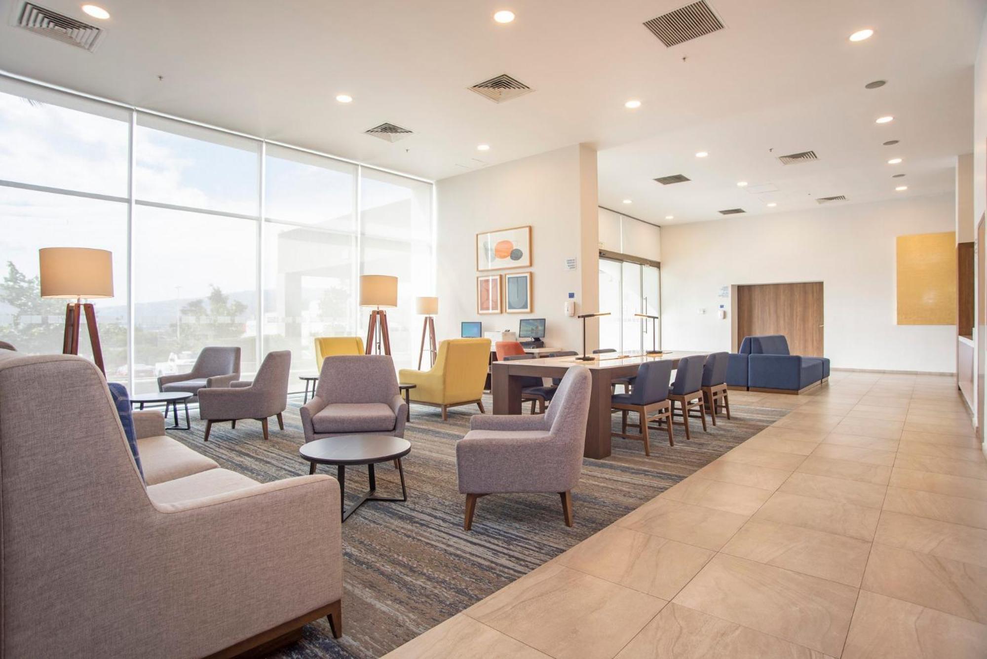 Holiday Inn Express Guadalajara Iteso By Ihg Zapopan Exteriér fotografie