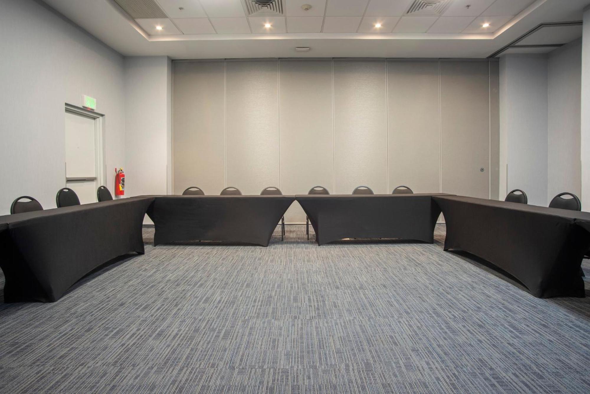 Holiday Inn Express Guadalajara Iteso By Ihg Zapopan Exteriér fotografie